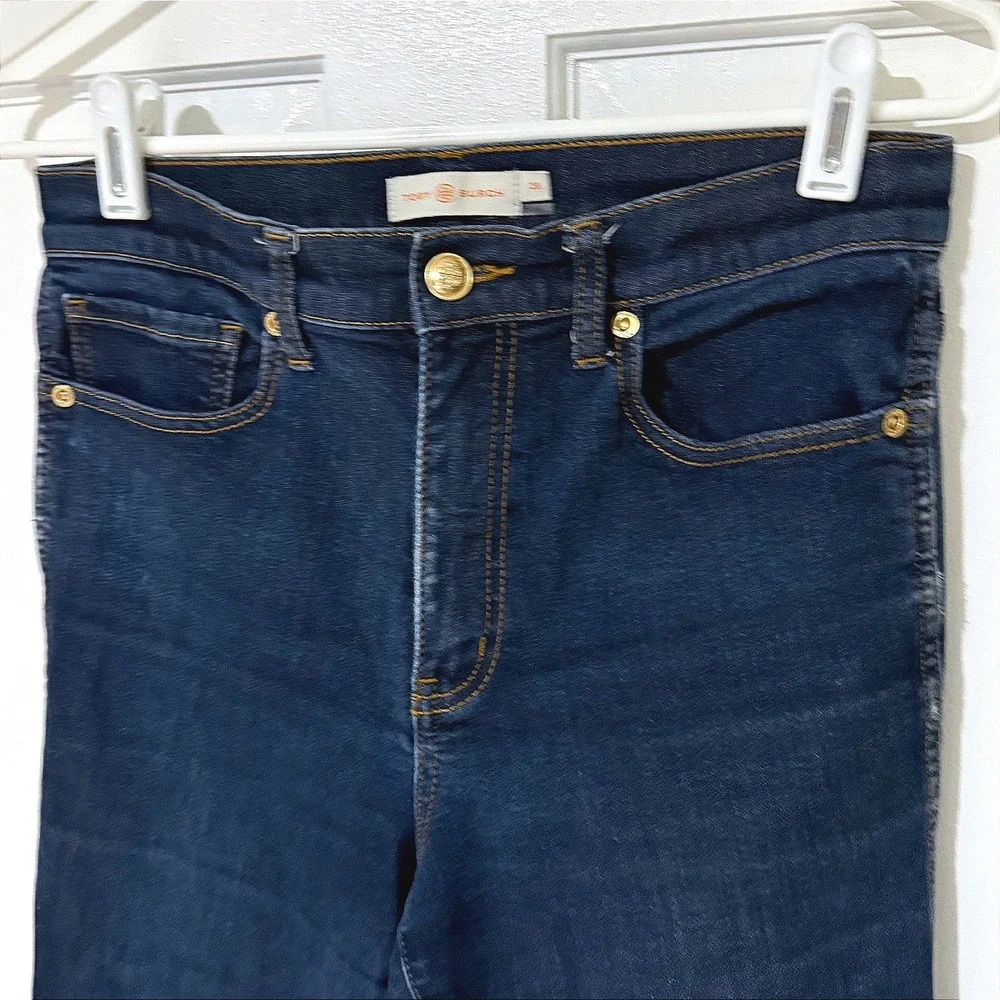 Tory Burch Dark Wash High Rise Skinny Jeans Indigo Gold Logo Button Size 28